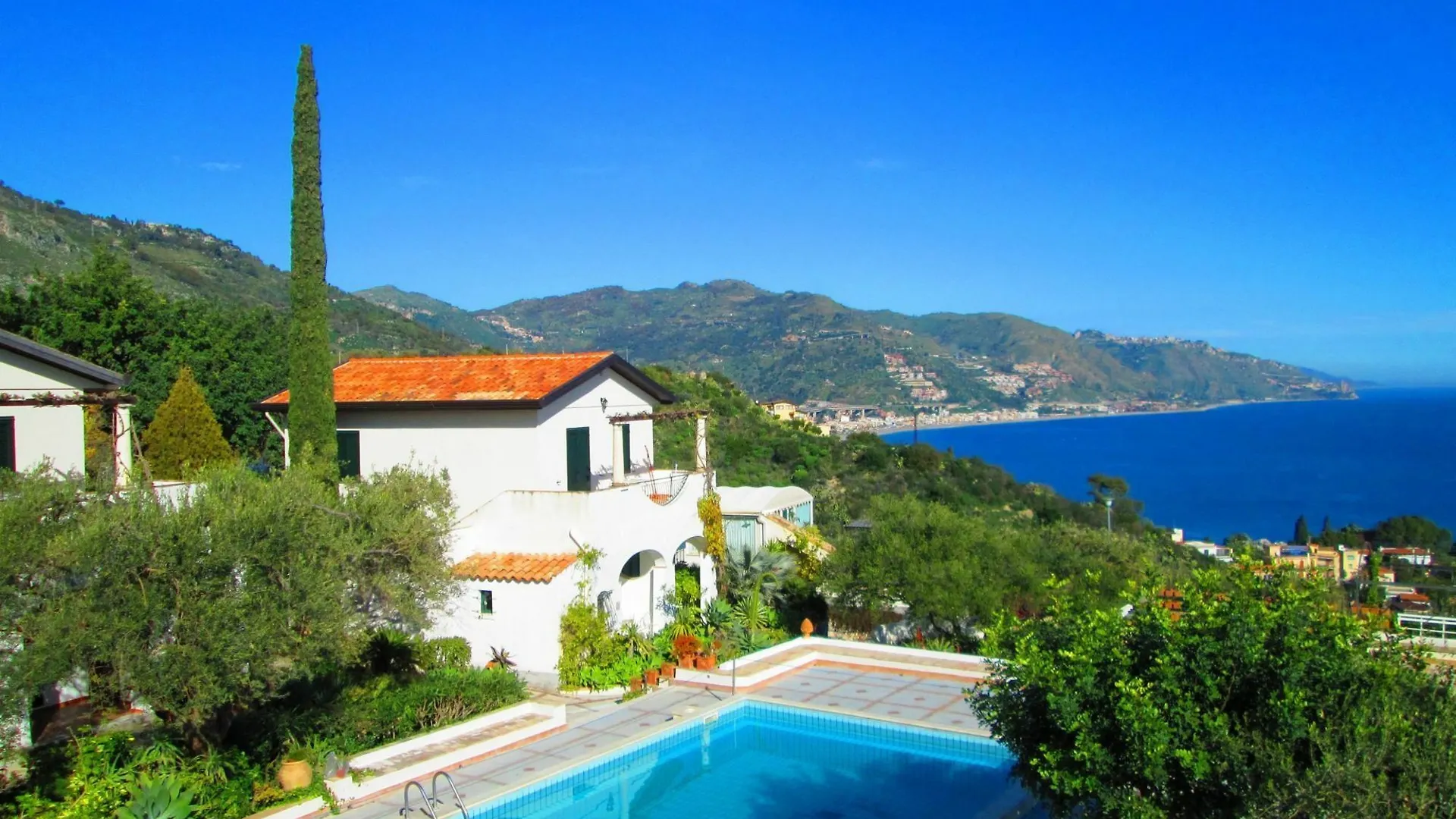 Aparthotel Residence Terra Rossa Taormina